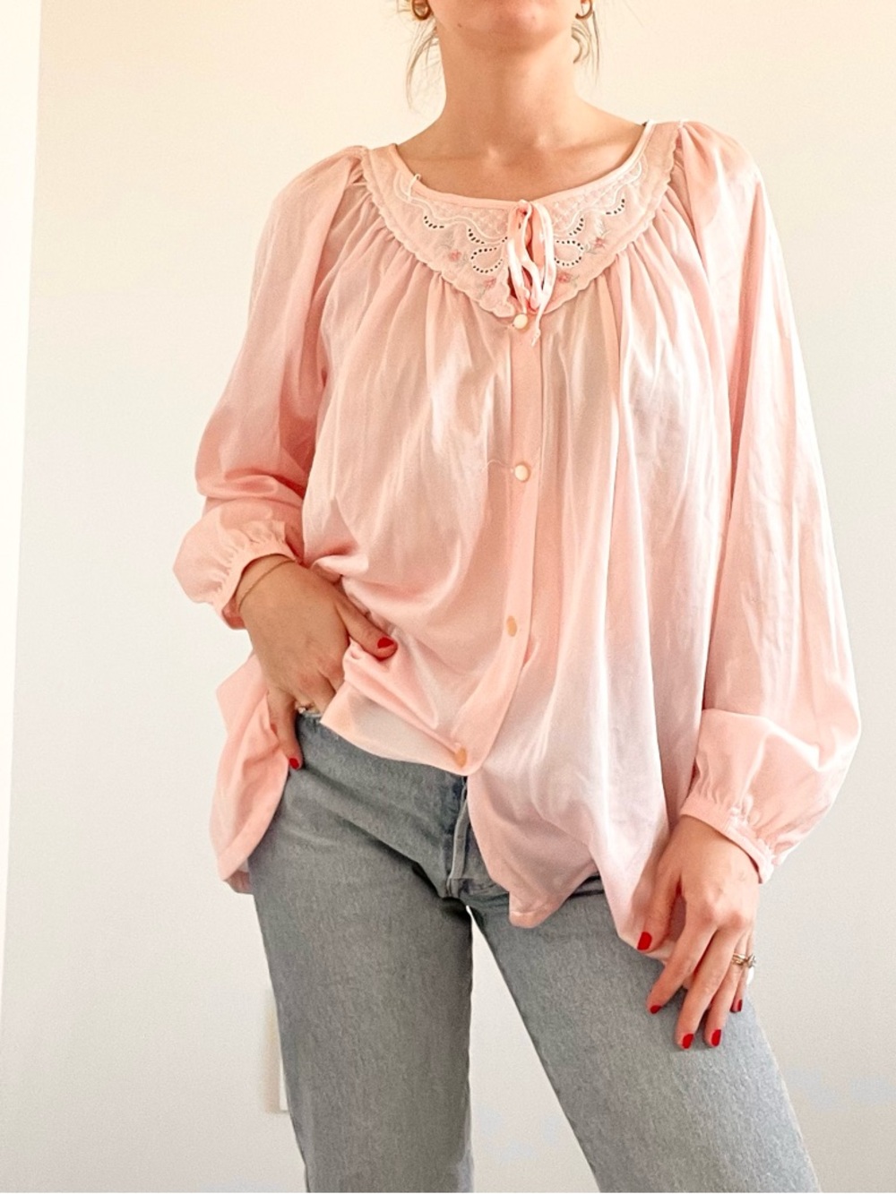 Vintage Light Pink Women's Peasant Blouse with Lace Yoke